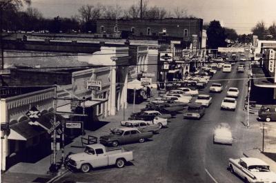 Downtown Thomson (circa 1950's)